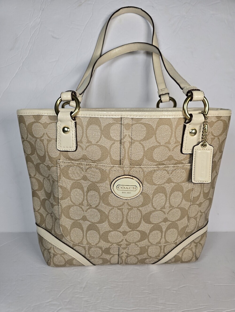 Coach Peyton Tote Bag Khaki And Tan Signature Canvas Exterior Gold Hardware - Picture 2 of 16